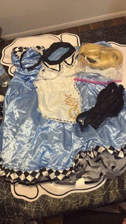 Alice in the wonderland