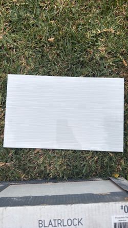 Ceramic wall tile 10”x16” - 5 boxes about 50sq ft
