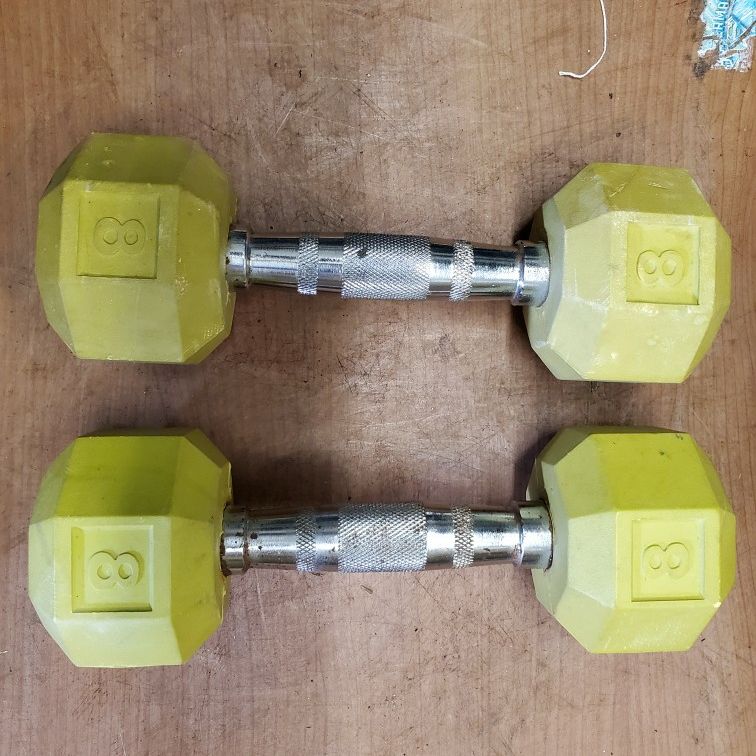 (2) 8LB Rubber Head Metal Hex Dumbbells
