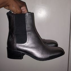 Size 7.5 Dark Silver/chrome/metallic Short Women's Leather Boots