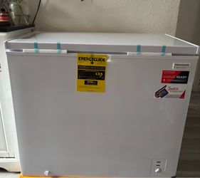 Freezer 7Cu. Ft/Congelador 7 pies cúbicos