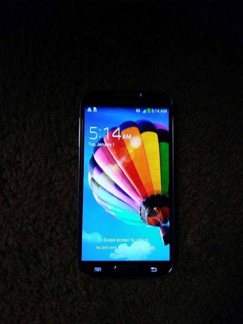 Samsung Galaxy S4 for Straight Talk Wireless.