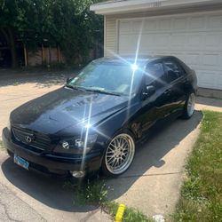 2001 Lexus IS