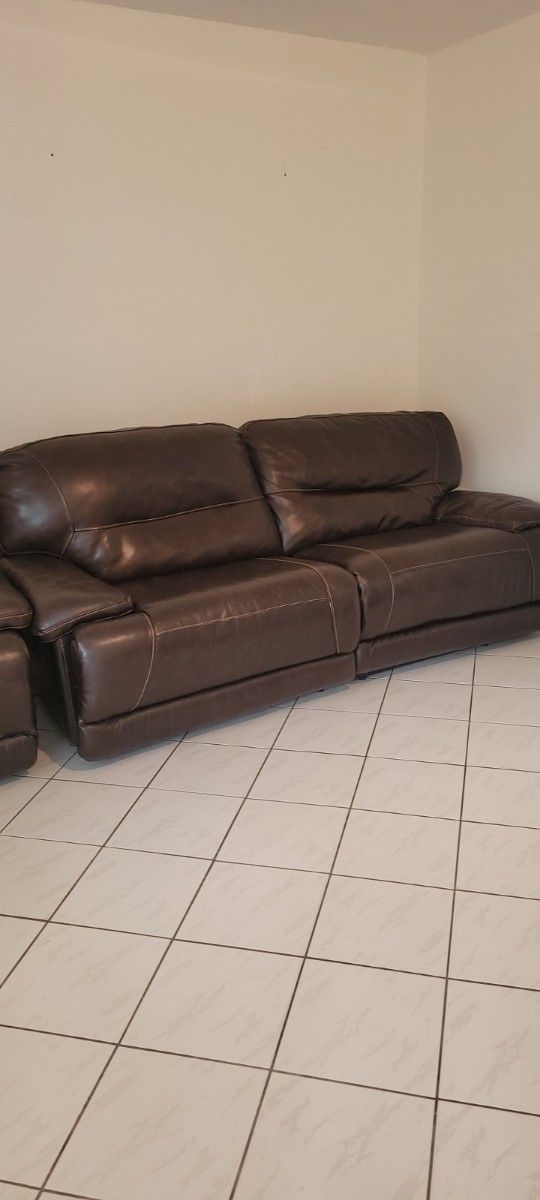Free Leather Couch And Recliner