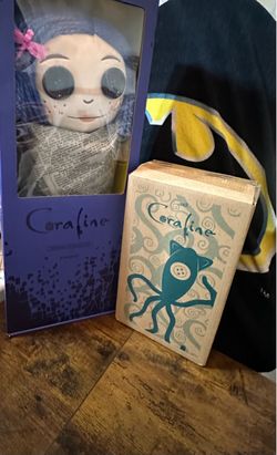 2024 BUNDLE!! 2024 Coraline Doll in Box with the 2024 Plush Squid from Laika