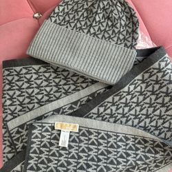 Michael Kors Scarf &matching Hat (never Worn)$25