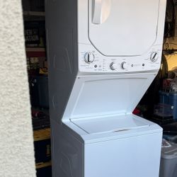 GE Washer/Dryer Unit