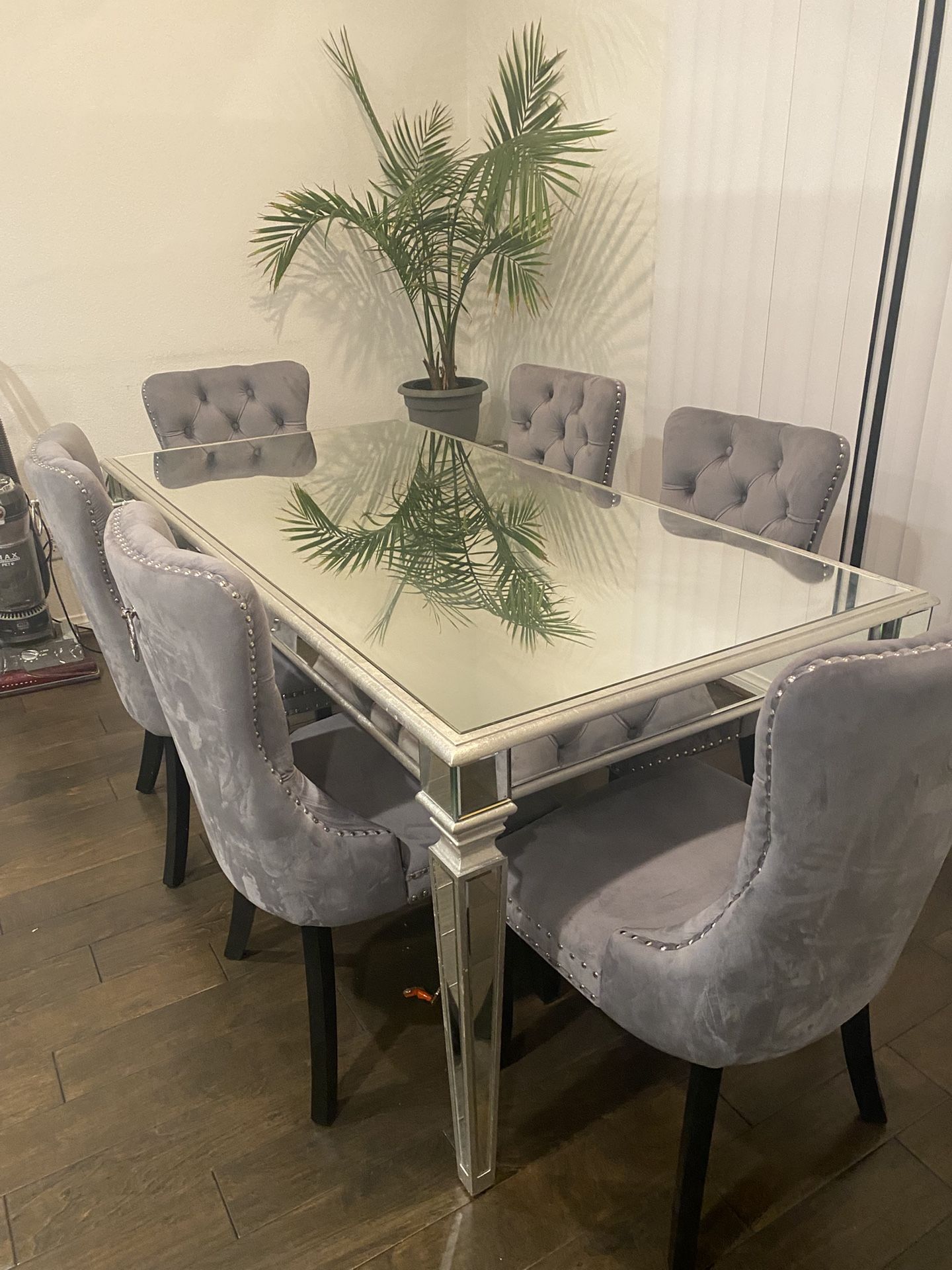 Dining Table Set