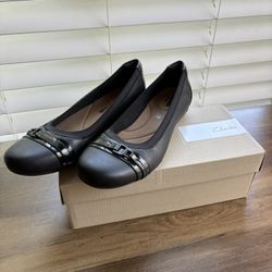Clarks Sara Black Leather Women’s Flat Ballet Shoes