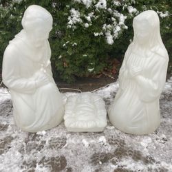 Vintage Nativity Set Mary Joseph & Baby Jesus 