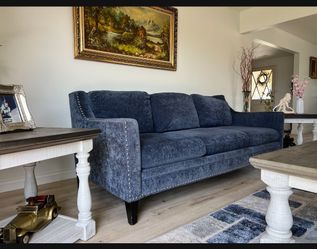 Sofa & Loveseat