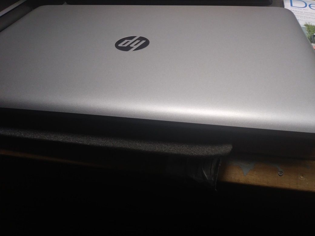 Hp Envy Core i7 New