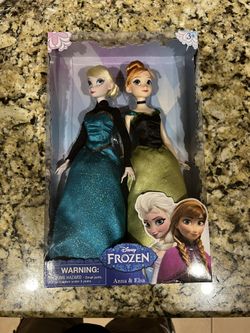 Disney FROZEN 2 ANNA and ELSA Doll Set New in Box