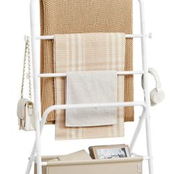 Rack blankets towels white