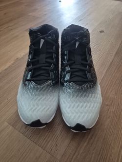 Under Armour Spotlight Hammer
RM
