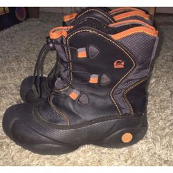 Sorel kids children's Sz 4 Snowboarding Ski winter boots great Condition