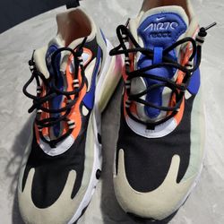 Nike Air React Shoes Size Woman 