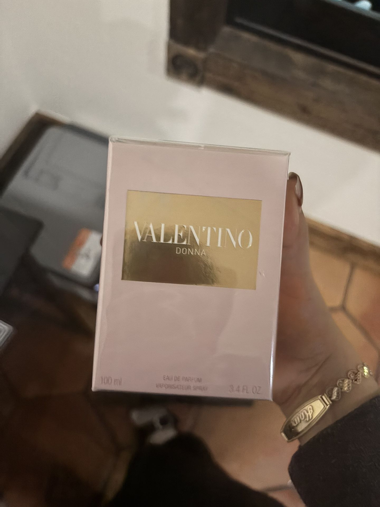 Valentino Donna
