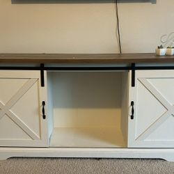 Farm Style Tv Stand / Dresser