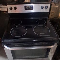 Frigidaire Stainless Glass Top Range (Stove/Oven) - Can Deliver