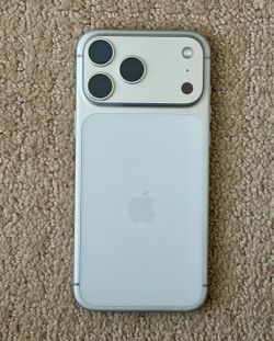 iPhone 17 Pro Max 256GB Silver Unlocked