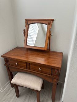 Makeup vanity with stool