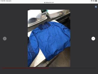 XL Men’s Track Suit