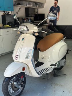 Vespa Sprint Primavera 150cc Custom Seat