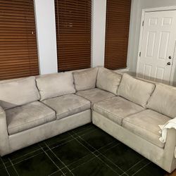 Sectional couch