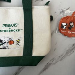Starbucks X Snoopy Tote And Pins
