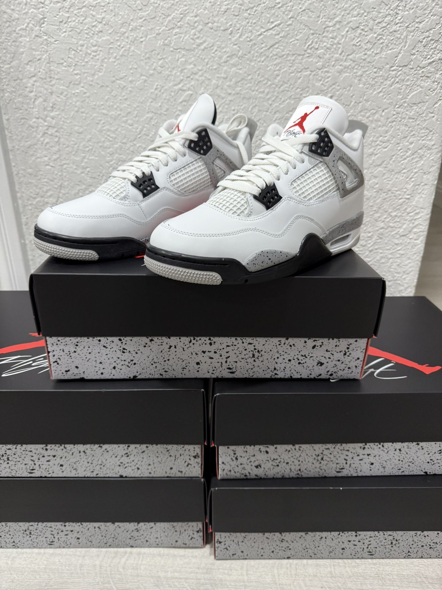 Jordan 4 White Cement