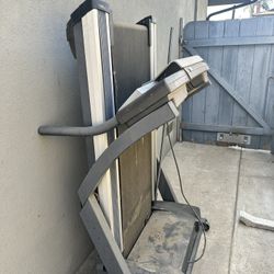 NordicTrack E3200 Treadmill