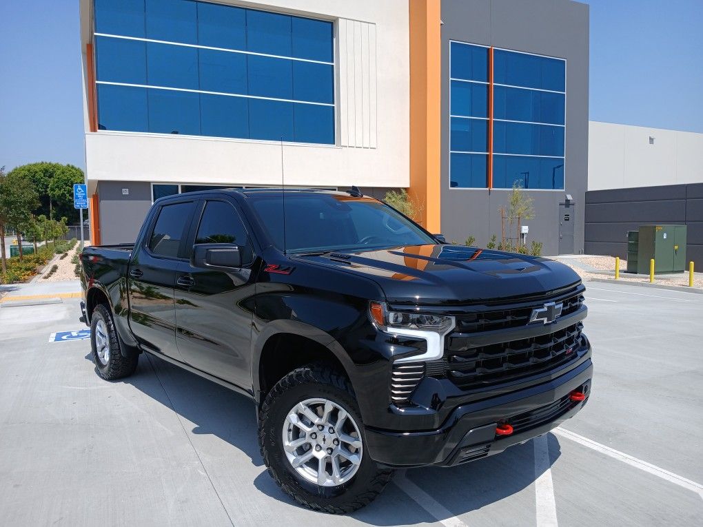Chevrolet Silverado RST DIESEL 2WD sierra colorado ram canyon ranger Gladiator