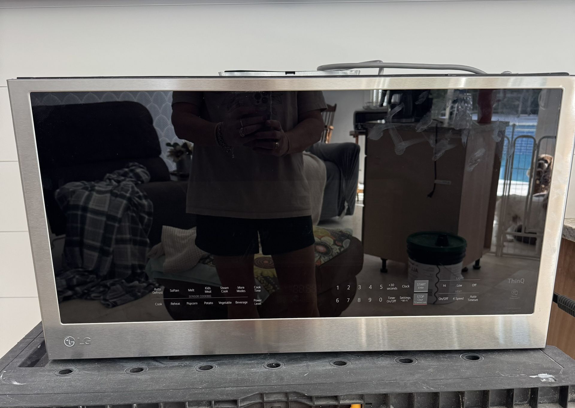 Under Cabinet Microwave