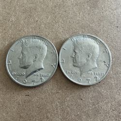 Two 1972  Kennedy Halves 1 With No Mint