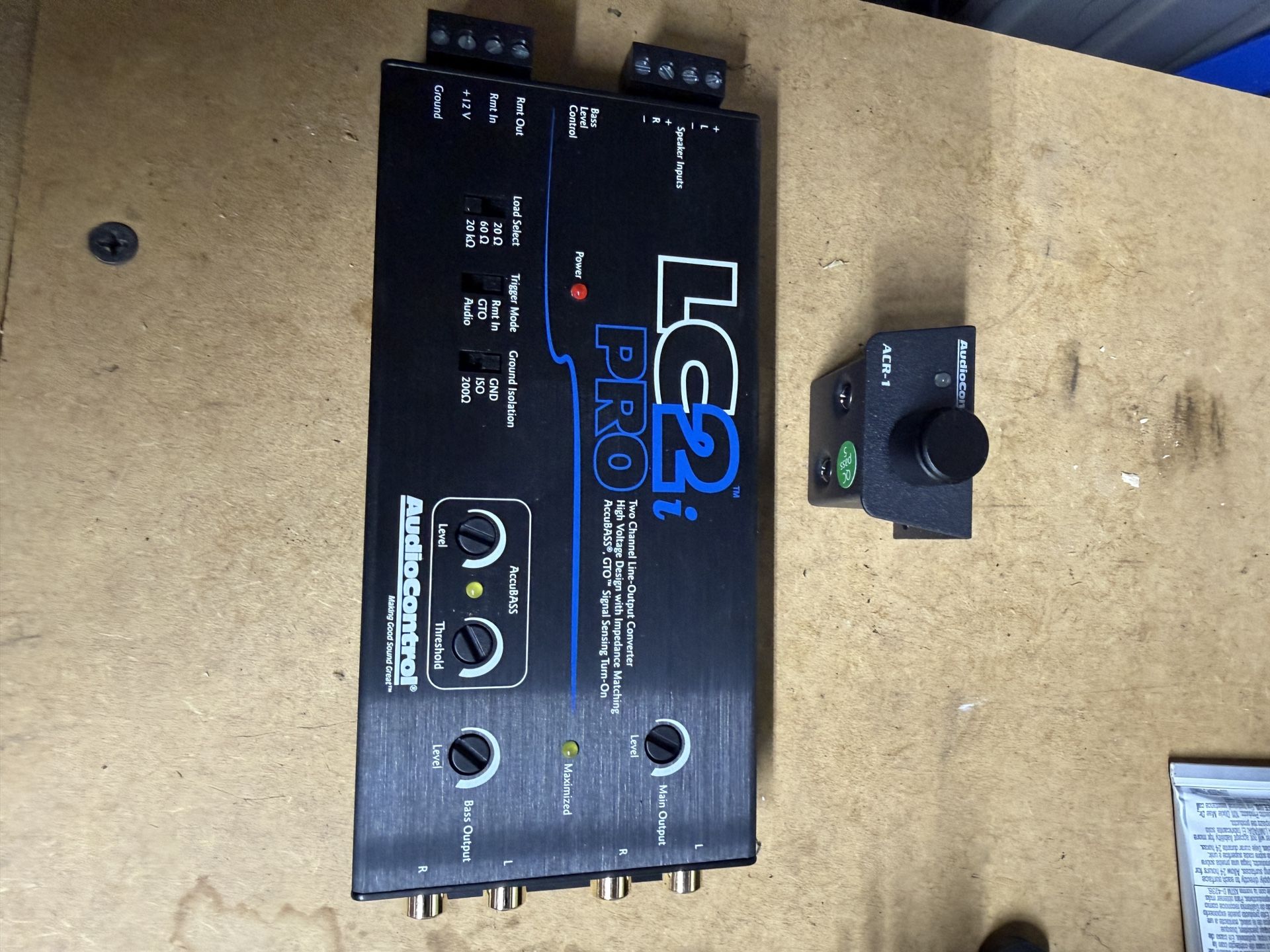 AudioControl - 2-Channel Active Line Output Converter with AccuBASS and Subwoofer Control - Black Model: LC2i PRO