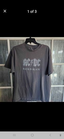 Mens ACDC large graphic t shirt