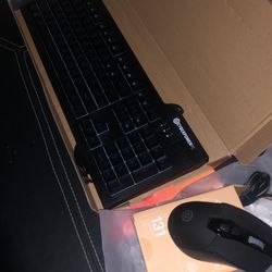 LCyber power Gaming Keyboard New In Box 