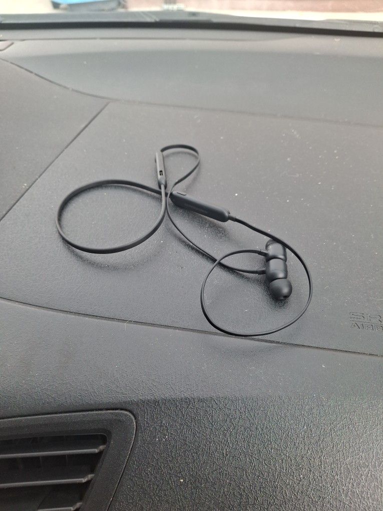 Beats Wireless 
