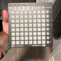 Novation Launchpad Mini