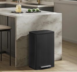 Trash Can, 13 Gallon (50 L) Garbage Can for Kitchen, with Lid, Pedal, and Removable Inner Bucket, Soft Close, Stainless Steel, 15 Trash Bags (Code K) 
