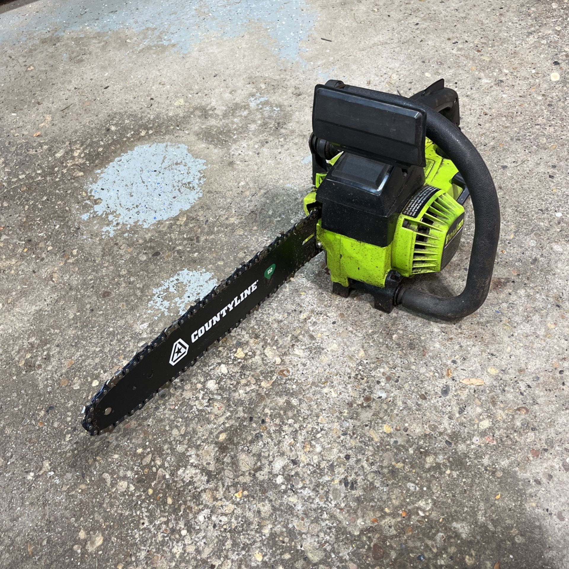 Poulan 2300 Chainsaw 2.3CI