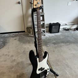 Fender Squier P Bass Electric Bass Guitar