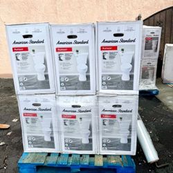 American Standard Rumson Elongated White Toilet Standard Hight Slow Close Set Including 