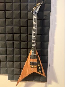 Jackson Flying V