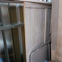 Bedroom Set Headboard, Footboard, Rails, And Dresser Ashley Set