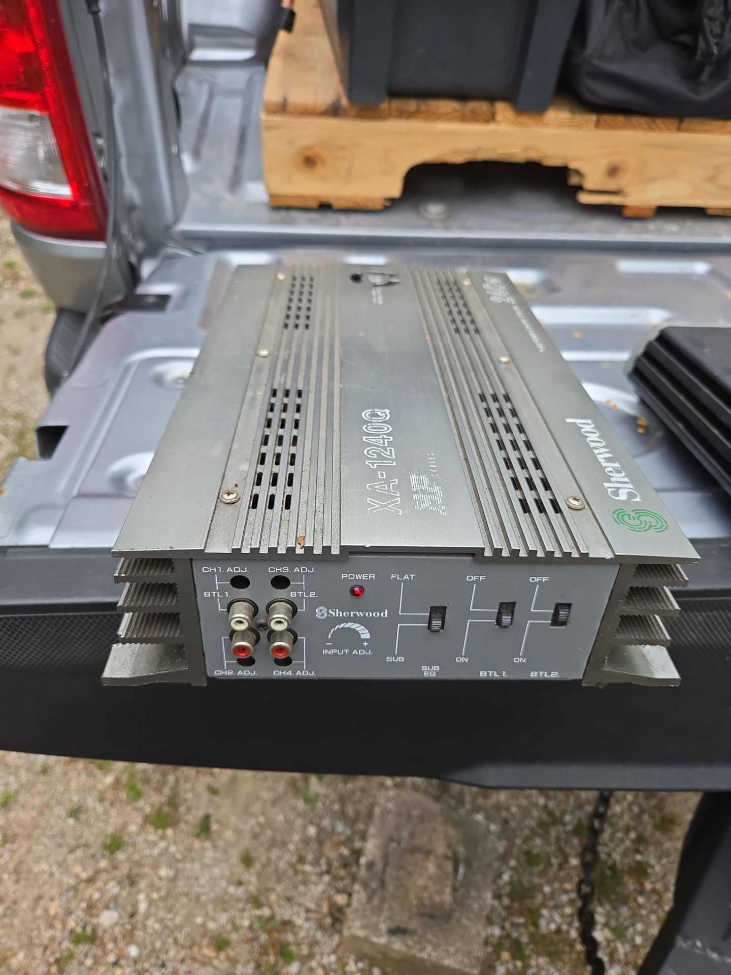 Car amplifier