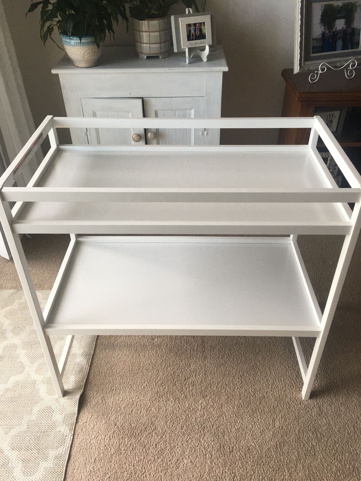 Changing table brand new