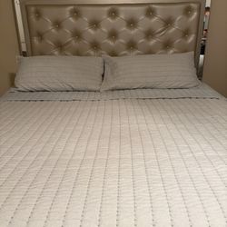 King Size Bed & Mattress 