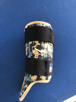 Evoshield leg guard